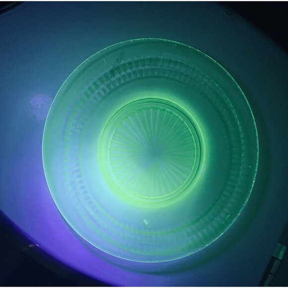 Lof of 2 Uranium Green Depression Glass Plates 8.5" and 10" Plates Vintage